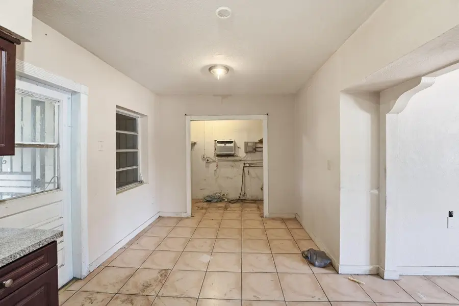 4925 E 9th Court, Hialeah, FL 33013 - #3