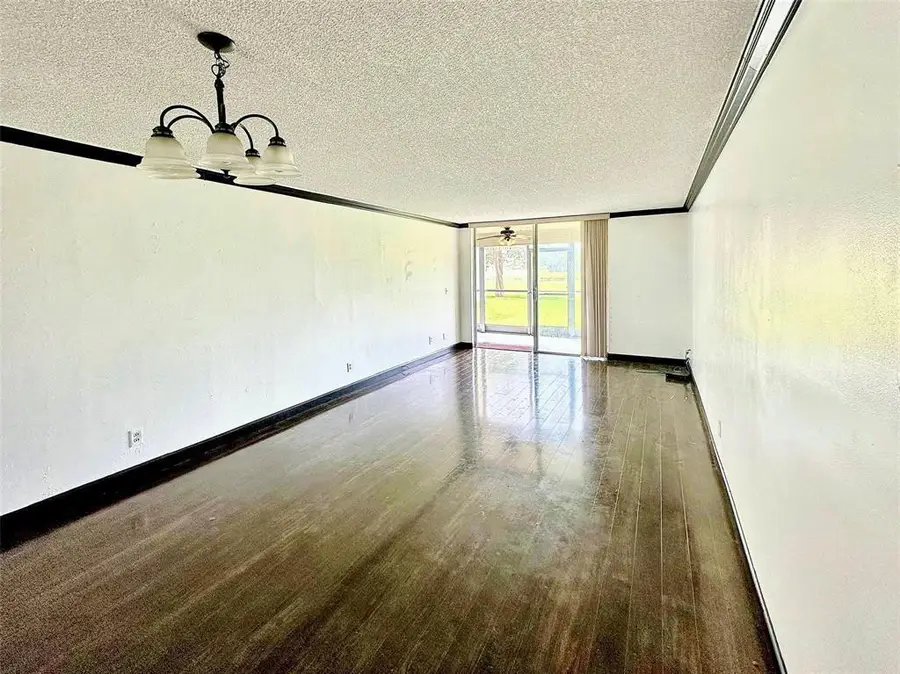 3231 Holiday Springs Boulevard #105, Margate, FL 33063 - #3