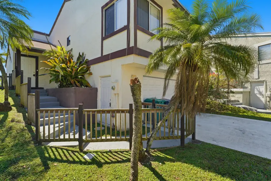 9928 SW 218th Terrace, Cutler Bay, FL 33190 - #2