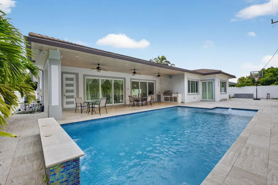 711 NE 6th Street, Boca Raton, FL 33432 - #3