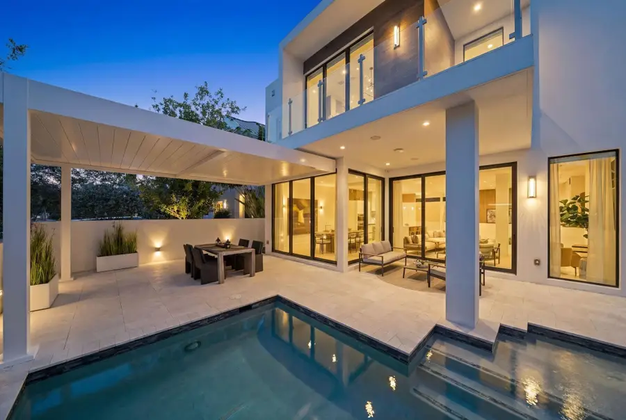 1111 SE 9th Avenue, Fort Lauderdale, FL 33316 - #2