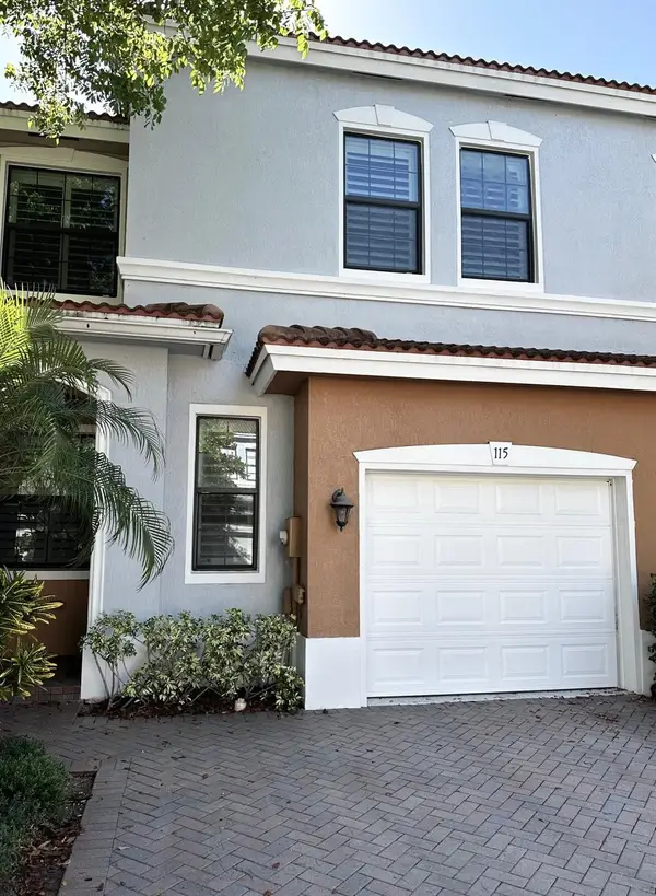 115 Gramercy Square Drive, Delray Beach, FL 33484