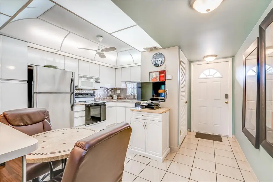 700 S Hollybrook Drive #304, Pembroke Pines, FL 33025 - #2