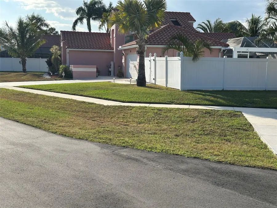 26 Dogwood Circle, Boynton Beach, FL 33436 - #2