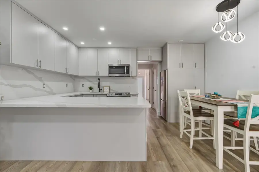 900 SW 10 Terrace #11S, Hallandale Beach, FL 33009 - #3