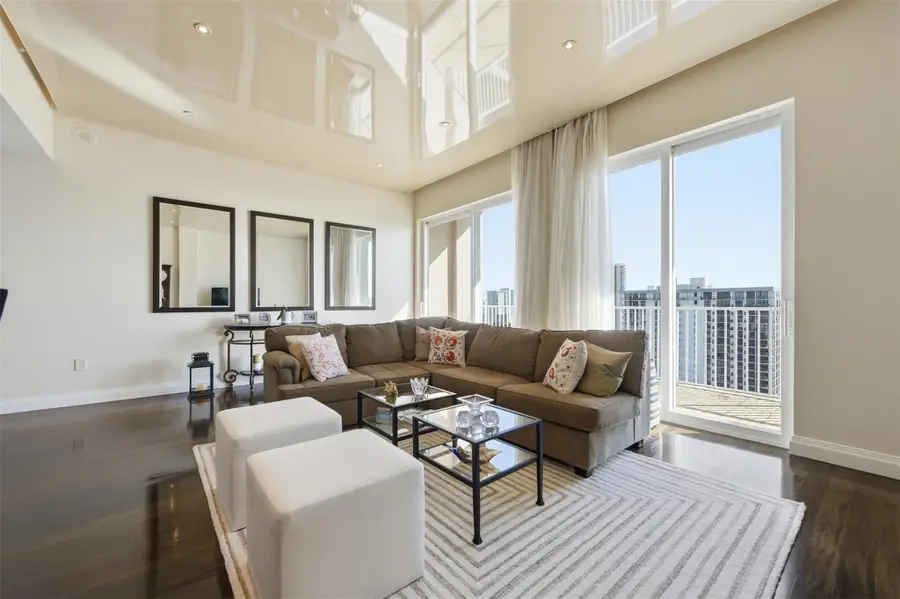 3020 NE 32nd Avenue #PH5, Fort Lauderdale, FL 33308 - #2