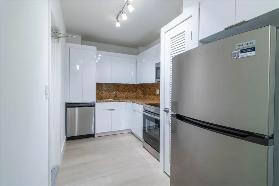 2424 SE 17th Street #305B, Fort Lauderdale, FL 33316 - #3