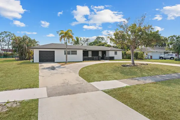 7328 Saint Andrews Road, Lake Worth, FL 33467