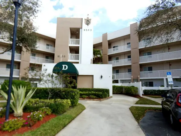 9563 Weldon Circle #D110, Fort Lauderdale, FL 33321