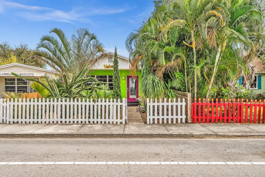 408 N J Street, Lake Worth Beach, FL 33460 - #2