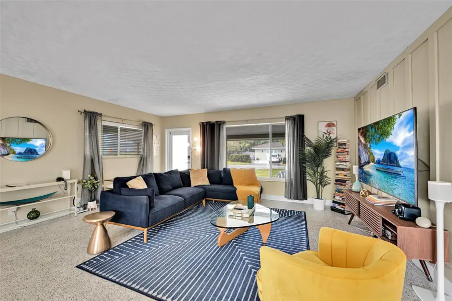 818 NE 18th Street, Fort Lauderdale, FL 33305 - #2