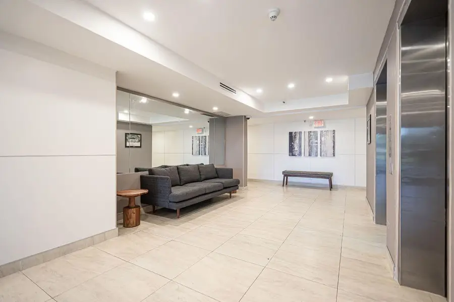 105 Lake Emerald Drive #201, Fort Lauderdale, FL 33309 - #3