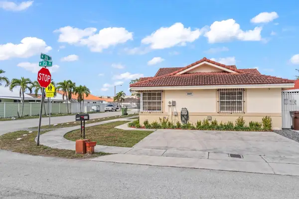 2597 W 73rd Place, Hialeah, FL 33016