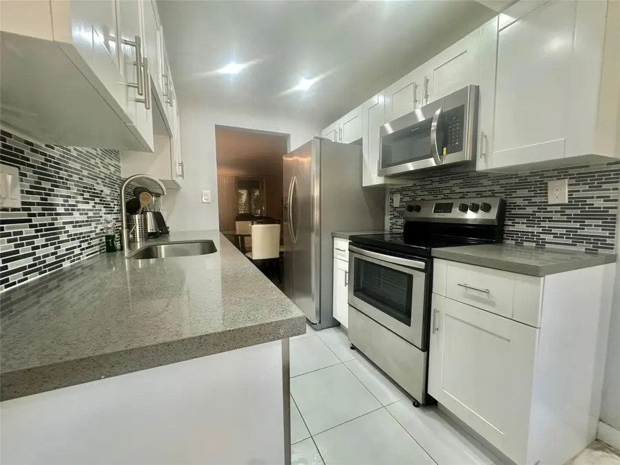 3341 NW 47th Terrace #306, Fort Lauderdale, FL 33319 - #3