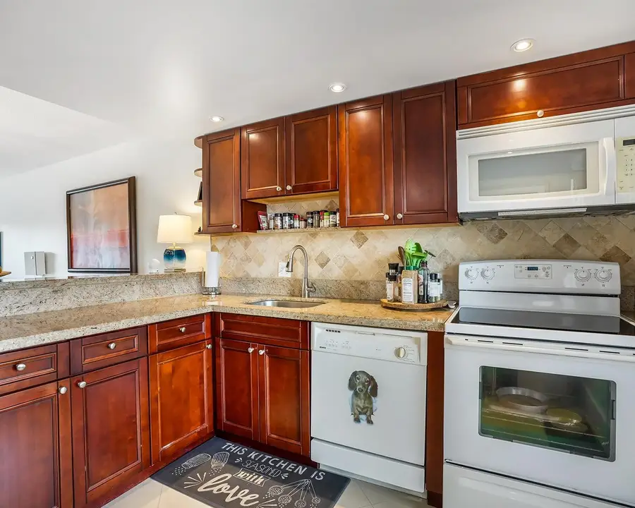 4700 Washington Street #301, Hollywood, FL 33021 - #2