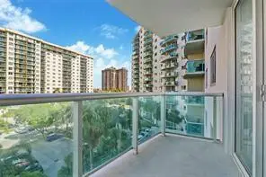 19380 Collins Avenue #507, North Miami Beach, FL 33160 - #3