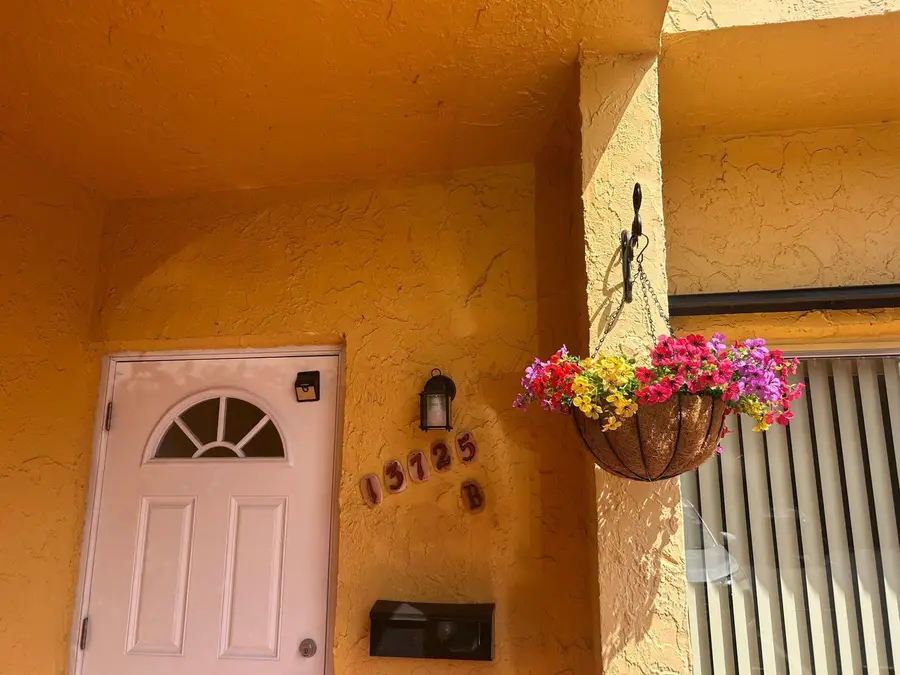 13725 SW 84th Street #B, Miami, FL 33183 - #2