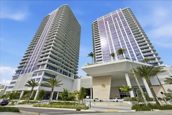151 N Seabreeze Boulevard #2204-E, Fort Lauderdale, FL 33304