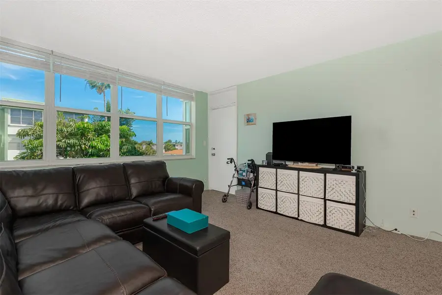 2751 Taft Street #305, Hollywood, FL 33020 - #3