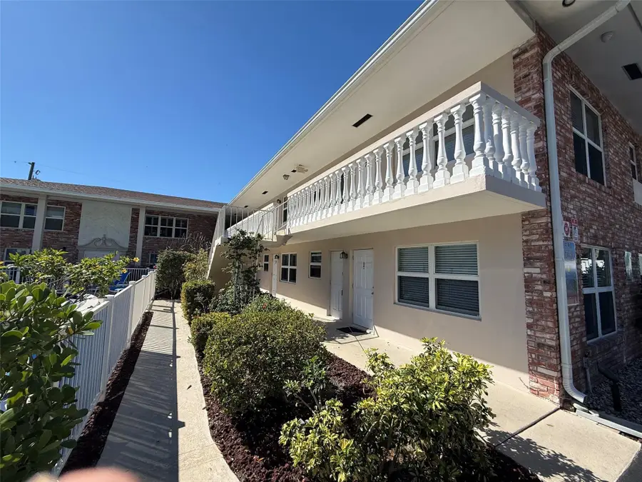 3216 NE 13th Street #8, Pompano Beach, FL 33062 - #2