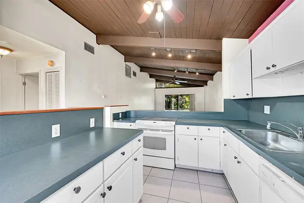 235 Briarwood Circle #2-12A, Hollywood, FL 33024