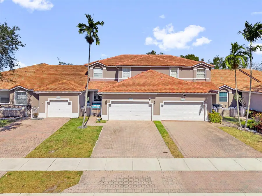 7551 S Aragon Boulevard #3, Sunrise, FL 33313 - #2