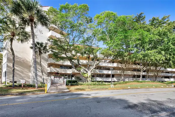 7001 Environ Boulevard, Lauderhill, FL 33319