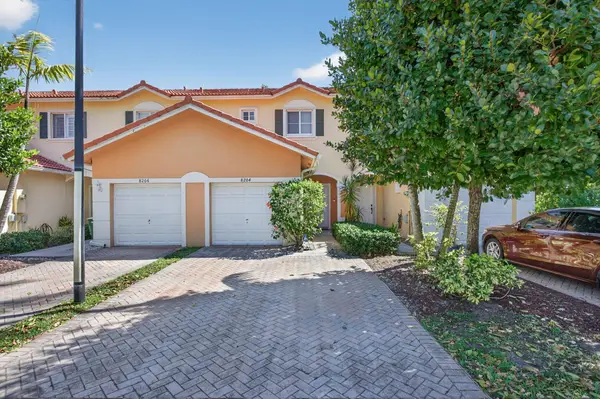 8204 Santa Monica Avenue #8204, Tamarac, FL 33321