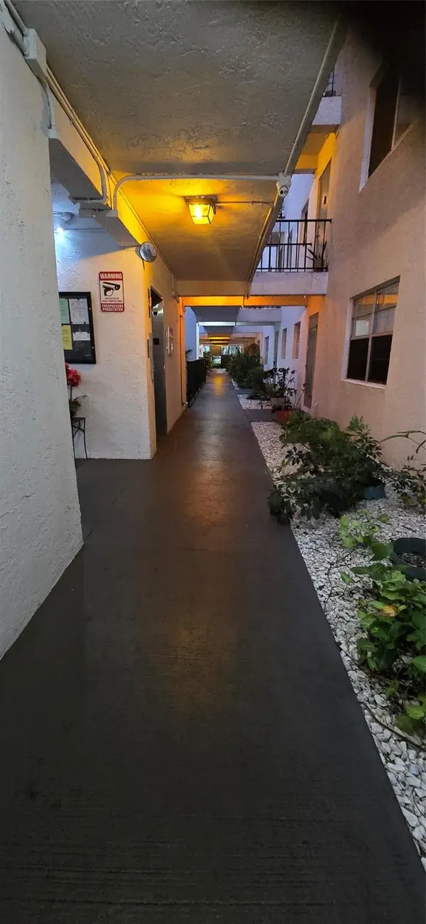 Address Withheld By Seller, Sunrise, FL 33322