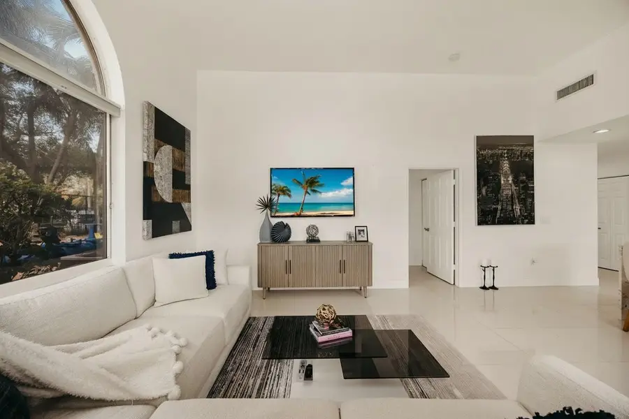 616 Clearwater Park Road #101, West Palm Beach, FL 33401 - #3