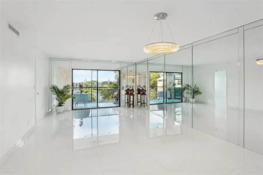 2205 S Cypress Bend Drive #501, Pompano Beach, FL 33069 - #2