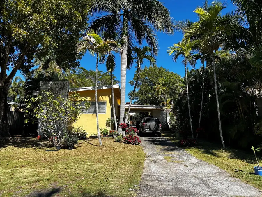 935 Polk Street, Hollywood, FL 33019 - #2