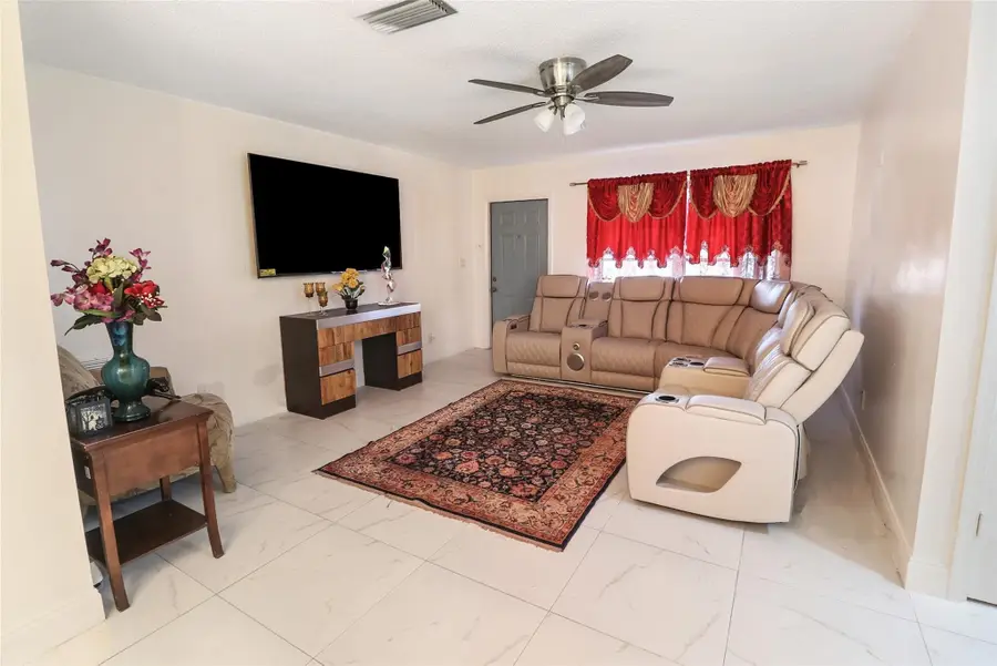 6715 NW 12th Street, Margate, FL 33063 - #3