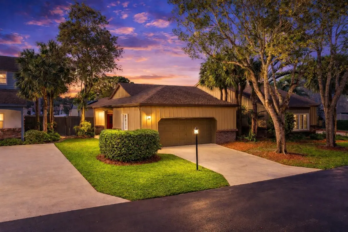 6558 Abbey Road, Parkland, FL 33067 - #1