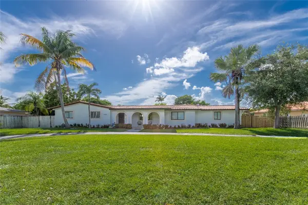 16670 SW 90th Avenue, Palmetto Bay, FL 33157