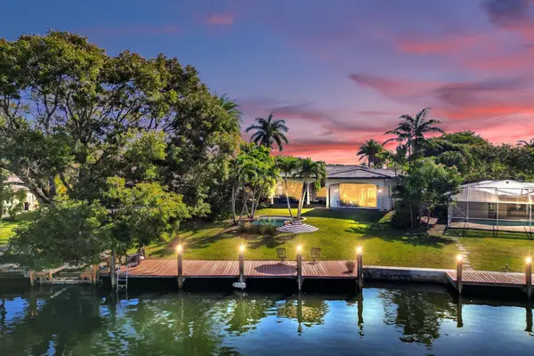 2425 Middle River Drive, Fort Lauderdale, FL 33305