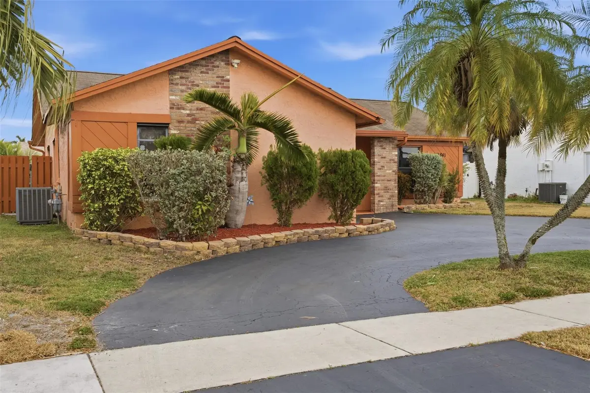 11841 NW 39th Place, Sunrise, FL 33323 - #1