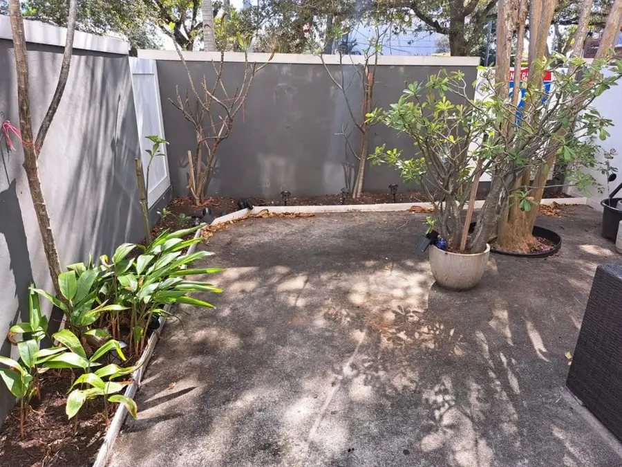 711 SE 16th Court, Fort Lauderdale, FL 33316 - #2