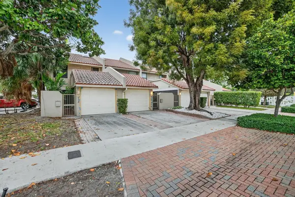 210 Washingtonia Avenue, Fort Lauderdale, FL 33308