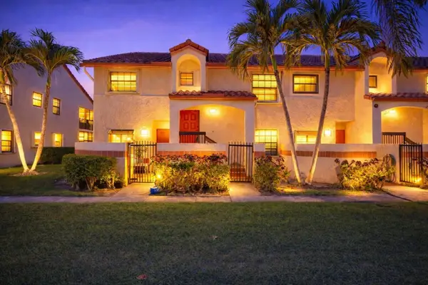 306 Congressional Way #306, Deerfield Beach, FL 33442