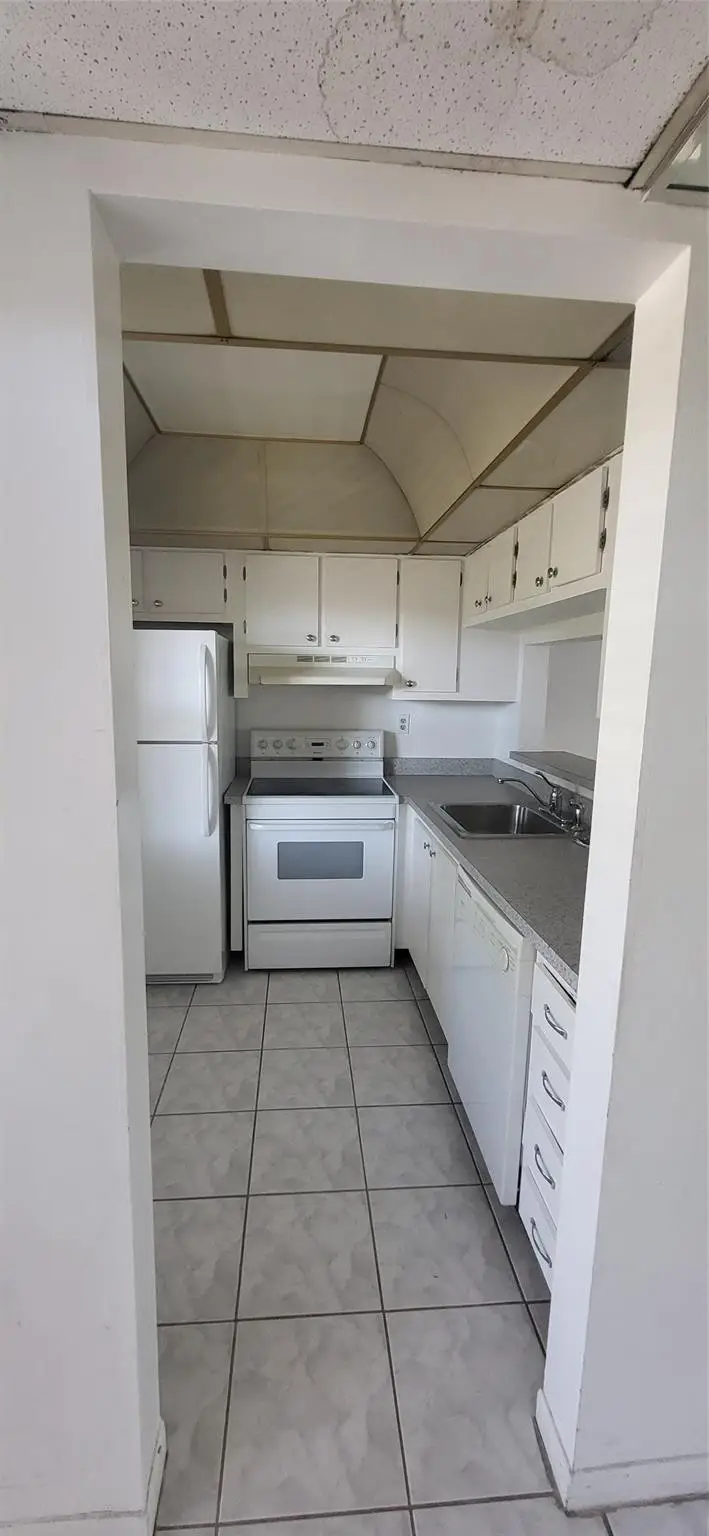 Address Withheld By Seller, Tamarac, FL 33321 - #3