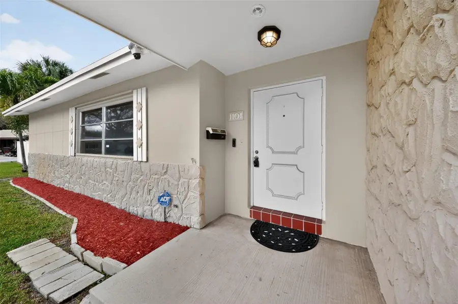 1101 SW 68th Avenue, Plantation, FL 33317 - #2