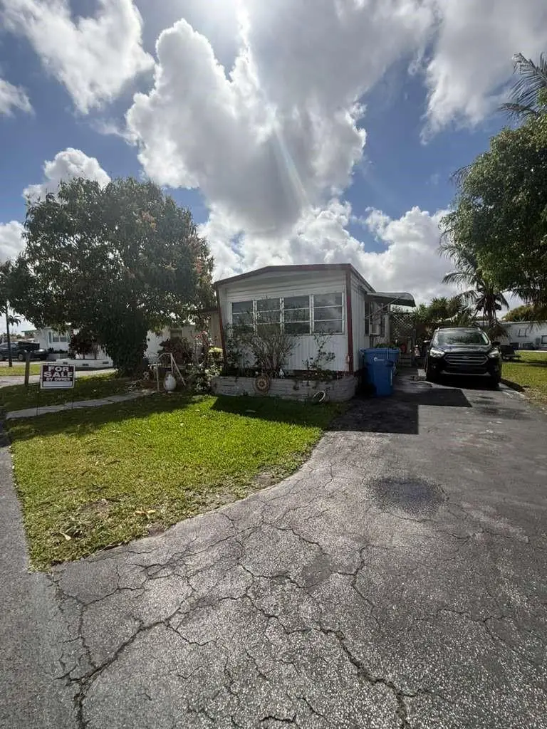 5242 29th Street, Davie, FL 33314 - #3