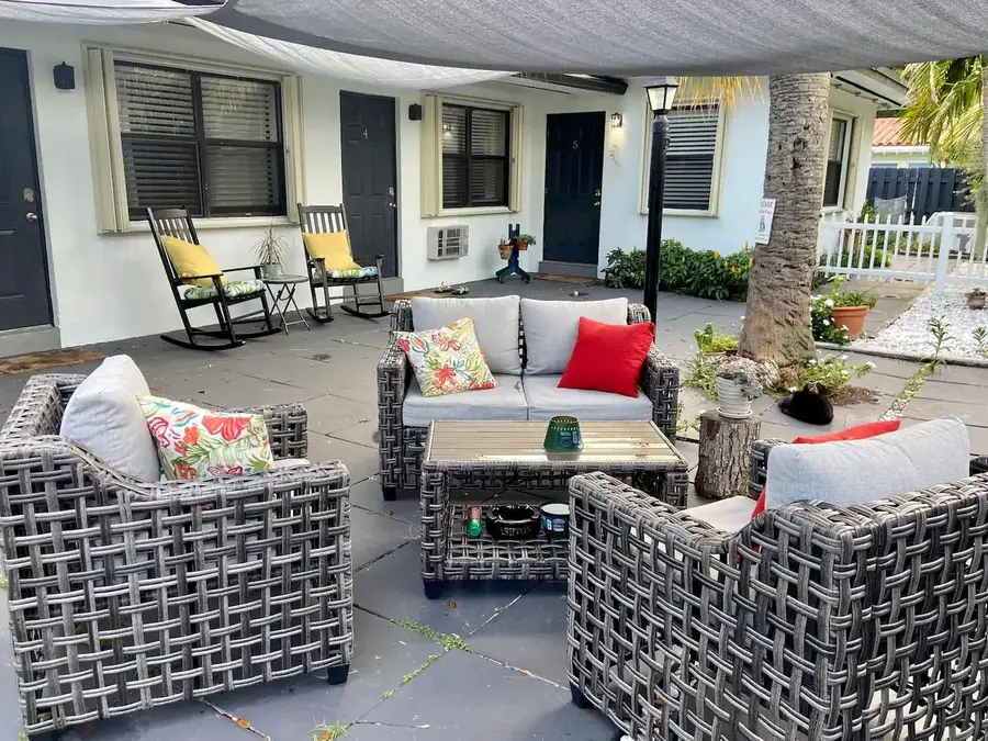 213 Hibiscus Avenue, Pompano Beach, FL 33062 - #3