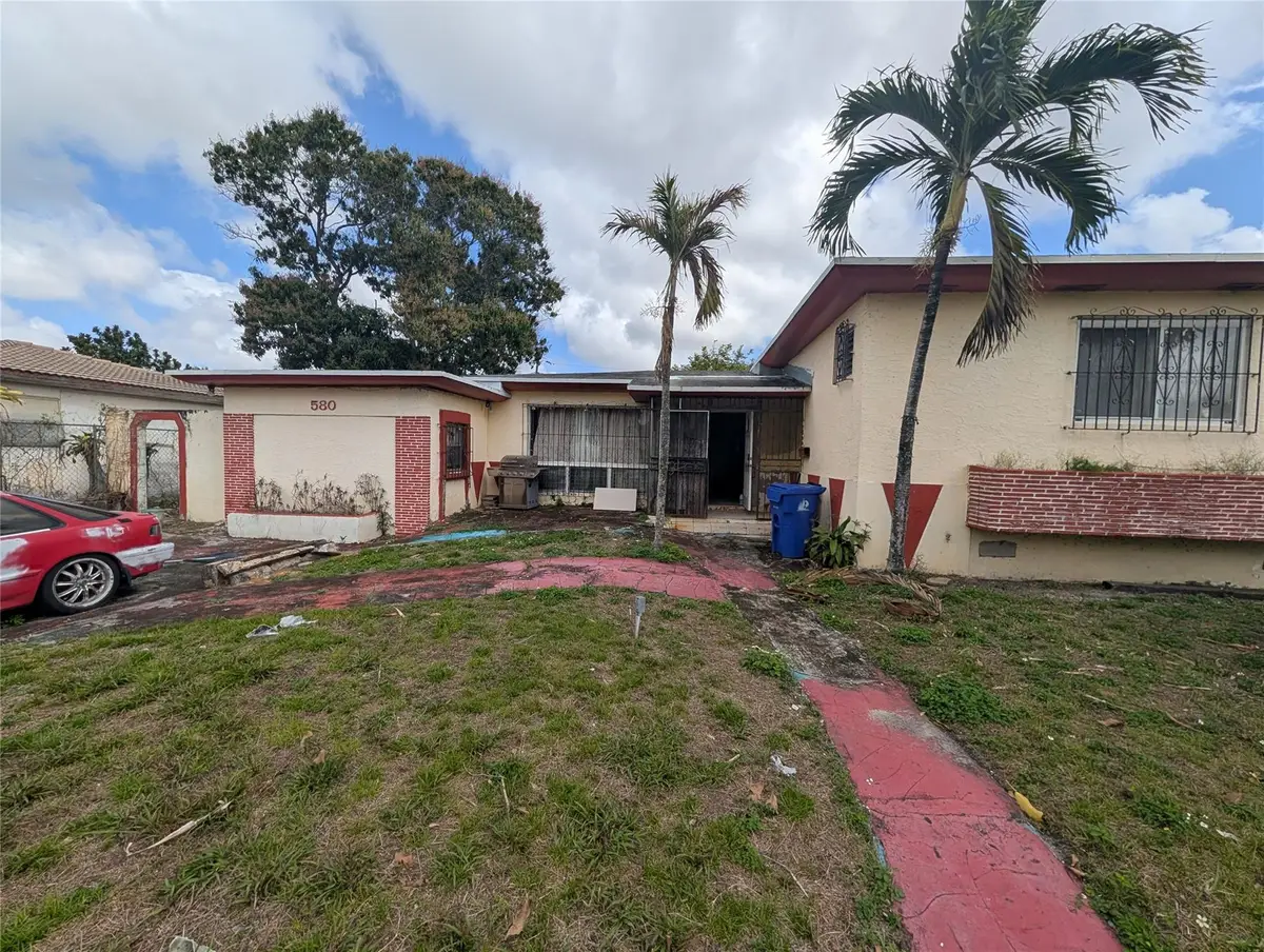 580 E Campus Circle, Fort Lauderdale, FL 33312 - #1