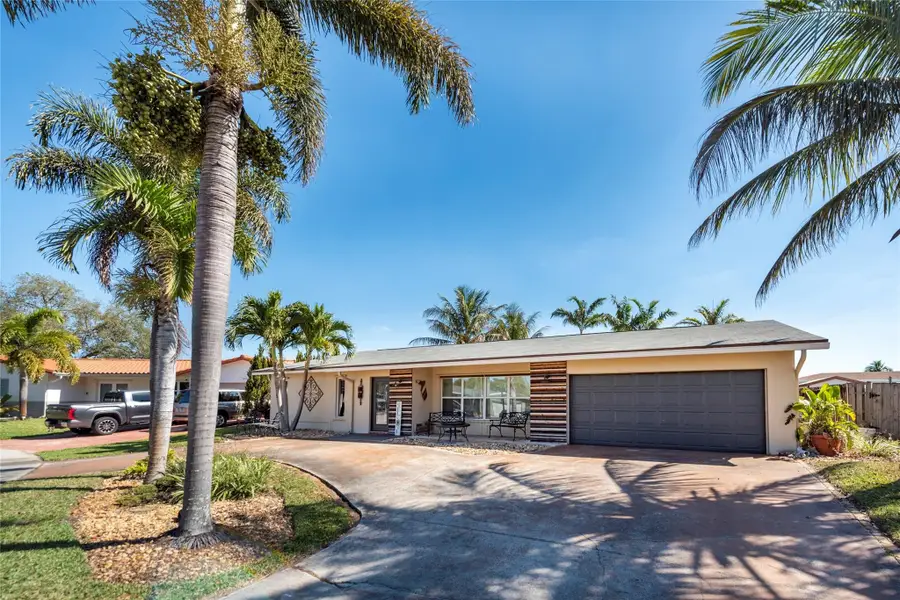 741 NW 97th Terrace, Pembroke Pines, FL 33024 - #2