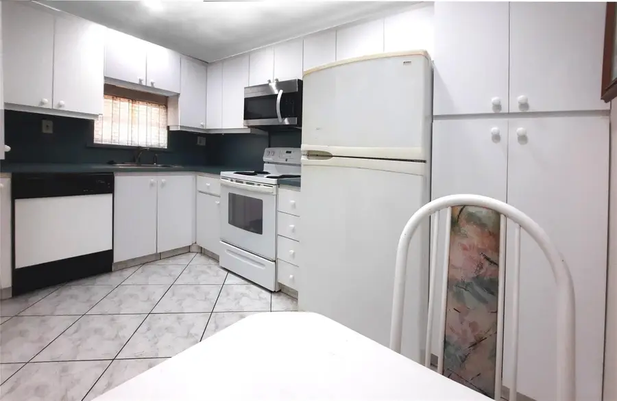 Address Withheld By Seller, Pembroke Pines, FL 33025 - #2