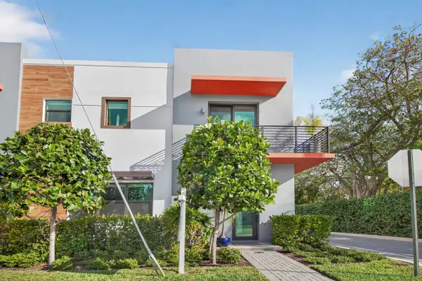 1047 NE 34th Court #1047, Fort Lauderdale, FL 33334