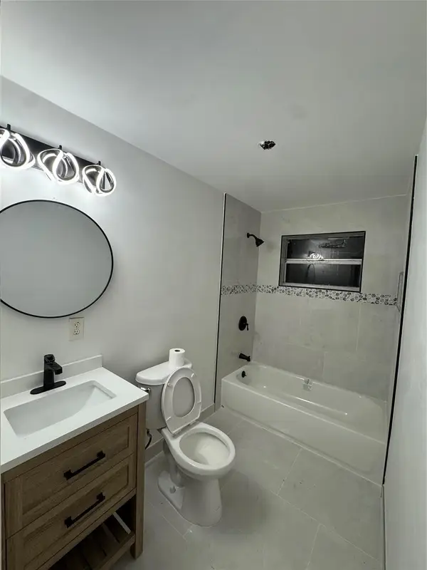 929 SW 10th Avenue, Delray Beach, FL 33444