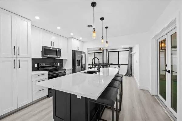 2634 NW 52nd Court, Fort Lauderdale, FL 33309